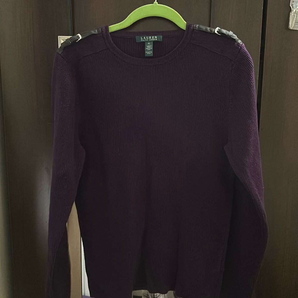 Lauren Ralph Lauren sweater size XL.